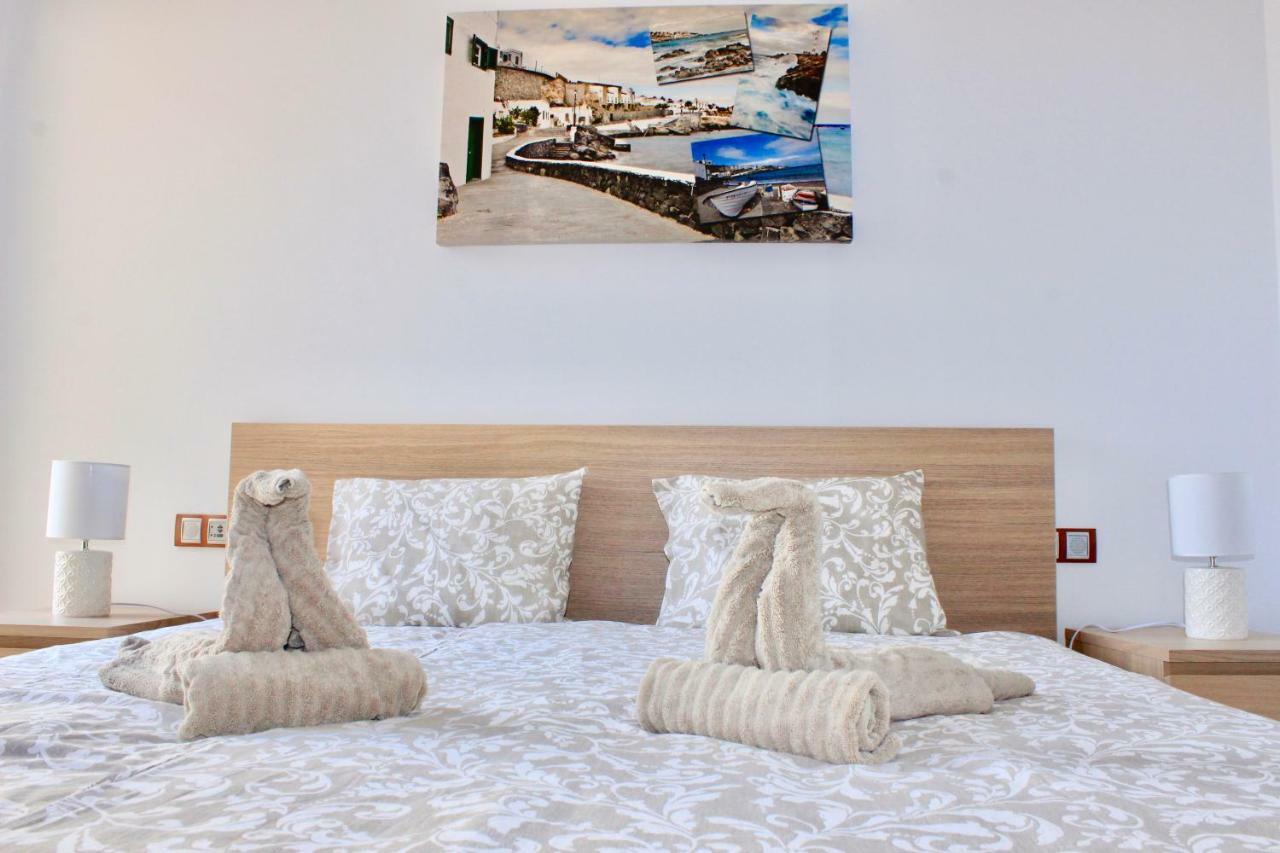 Sunny Ocean View Apartment ポリス・デ・アボナ エクステリア 写真