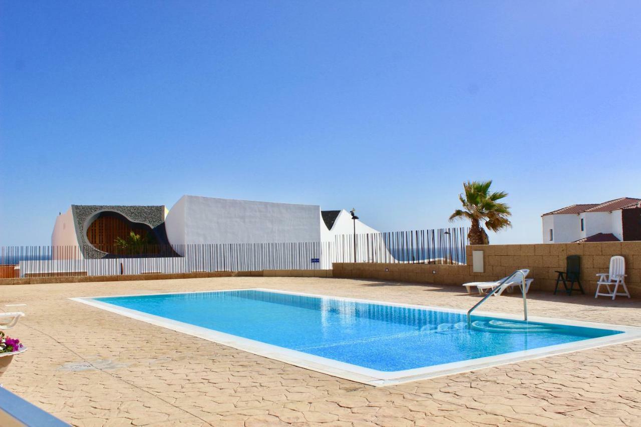 Sunny Ocean View Apartment ポリス・デ・アボナ エクステリア 写真